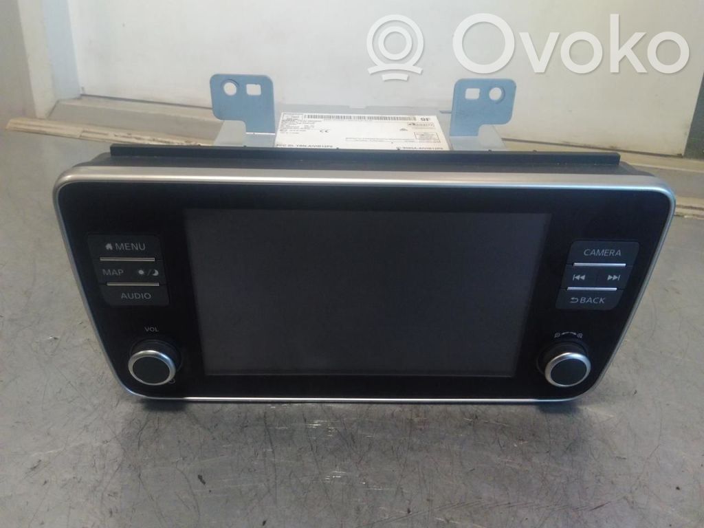 Nissan Leaf II (ZE1) Panel / Radioodtwarzacz CD/DVD/GPS 