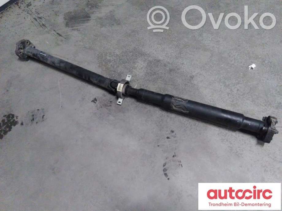 BMW 3 F30 F35 F31 Kardanas komplekte 