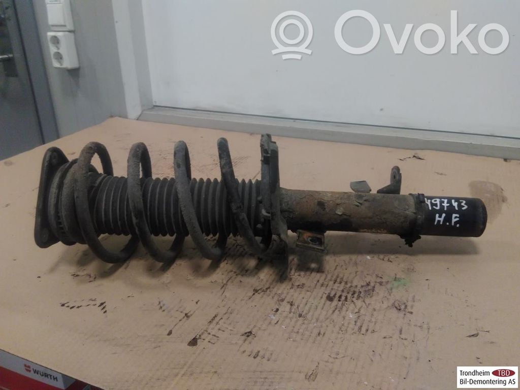 Ford Focus Amortyzator osi przedniej ze sprężyną 