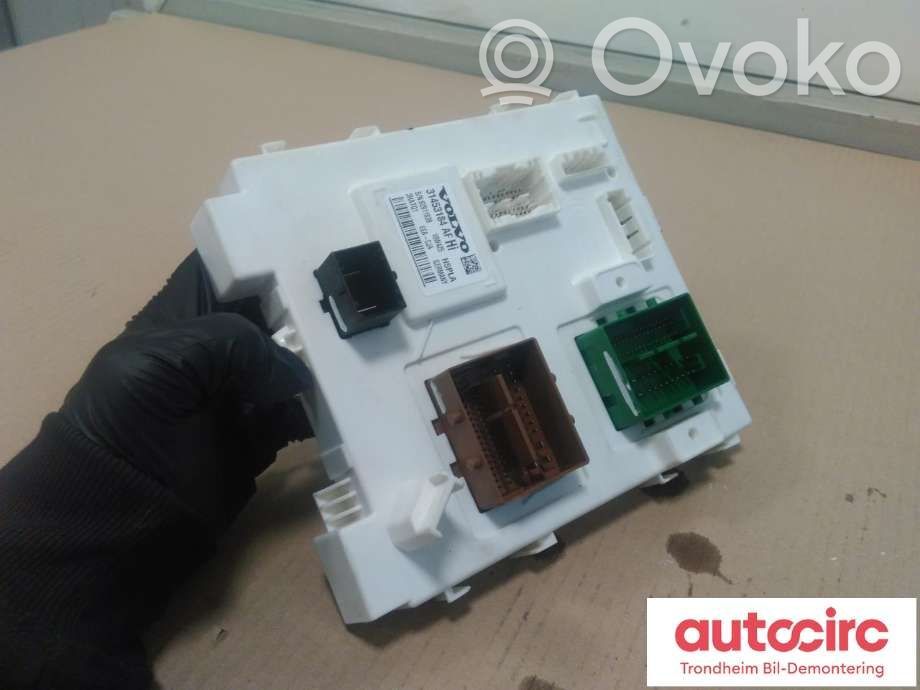Volvo XC40 Central body control module 