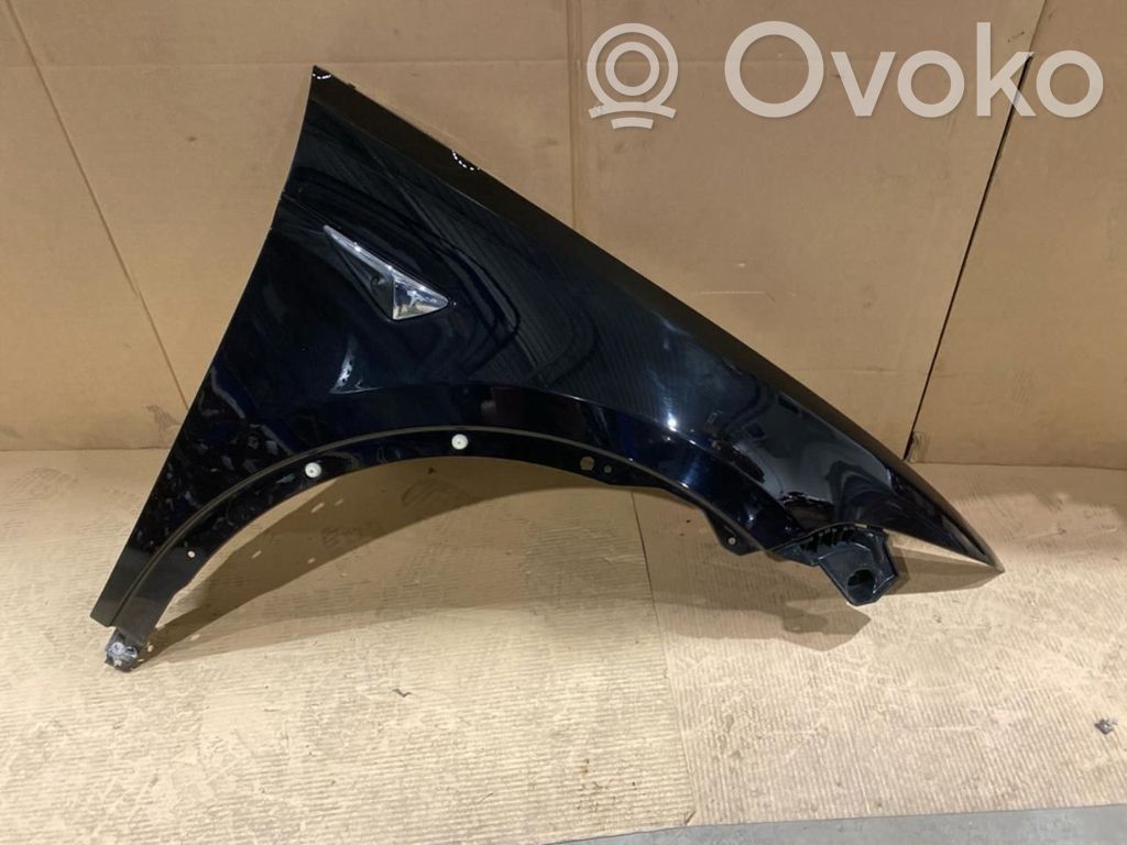 Tesla Model X Sparnas 