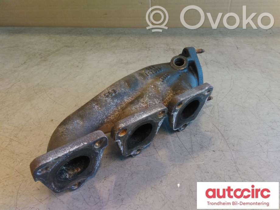 Audi A4 S4 B8 8K Išmetimo kolektorius 
