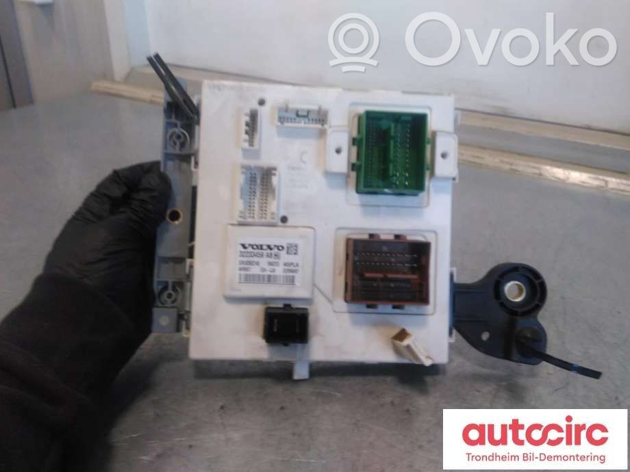 Volvo V60 Central body control module 