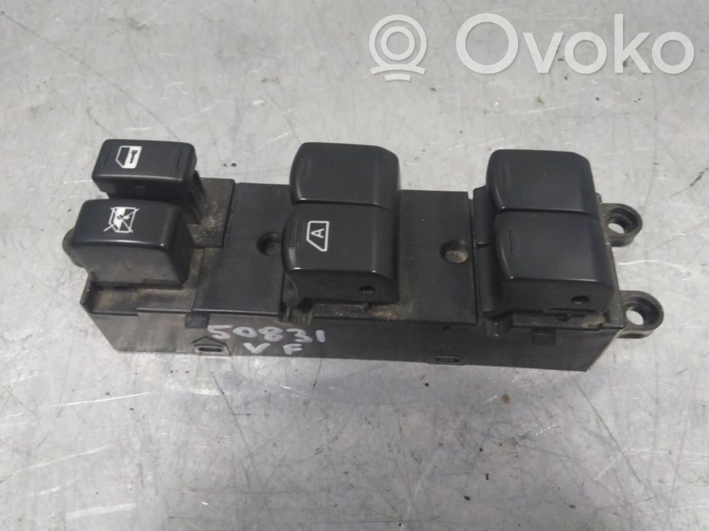 Subaru Impreza III Interruptor del elevalunas eléctrico 