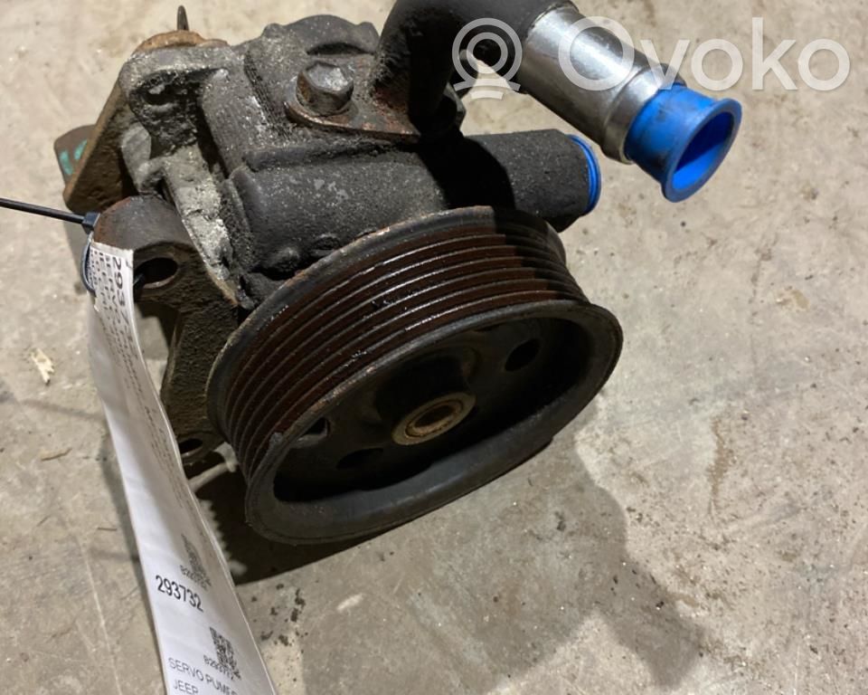 Ohjaustehostimen pumppu   52124461AB,52124461AB