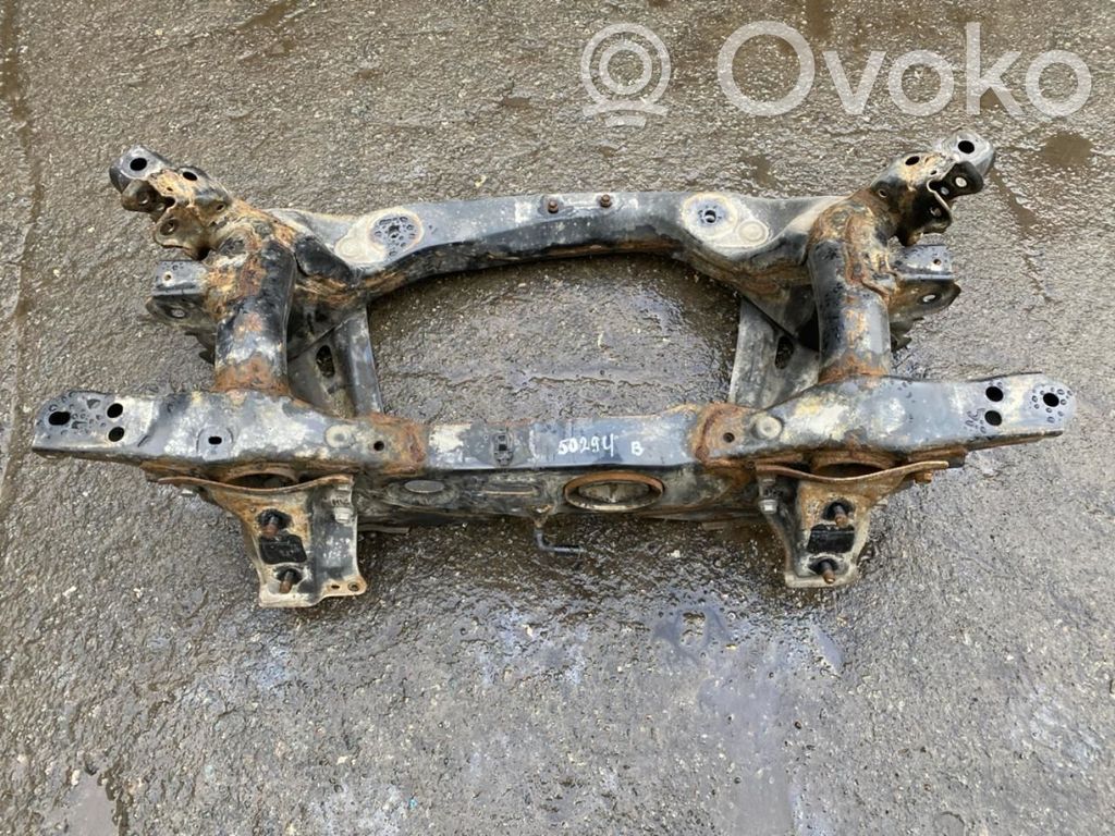 Toyota RAV 4 (XA40) Bastidor trasero 