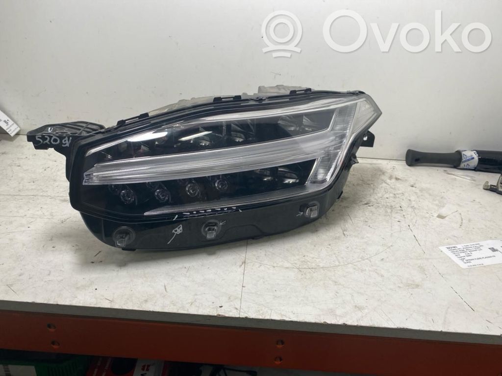 Volvo XC90 Scheinwerfer 