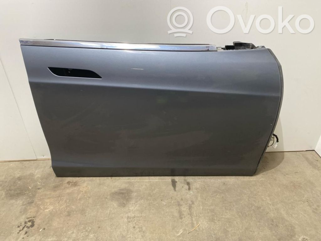 Tesla Model S Priekinės durys 
