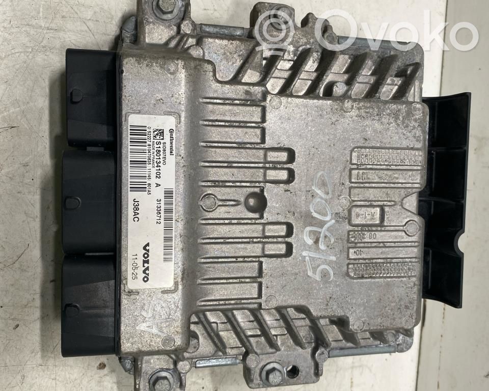 Volvo V70 Engine control unit/module ECU 