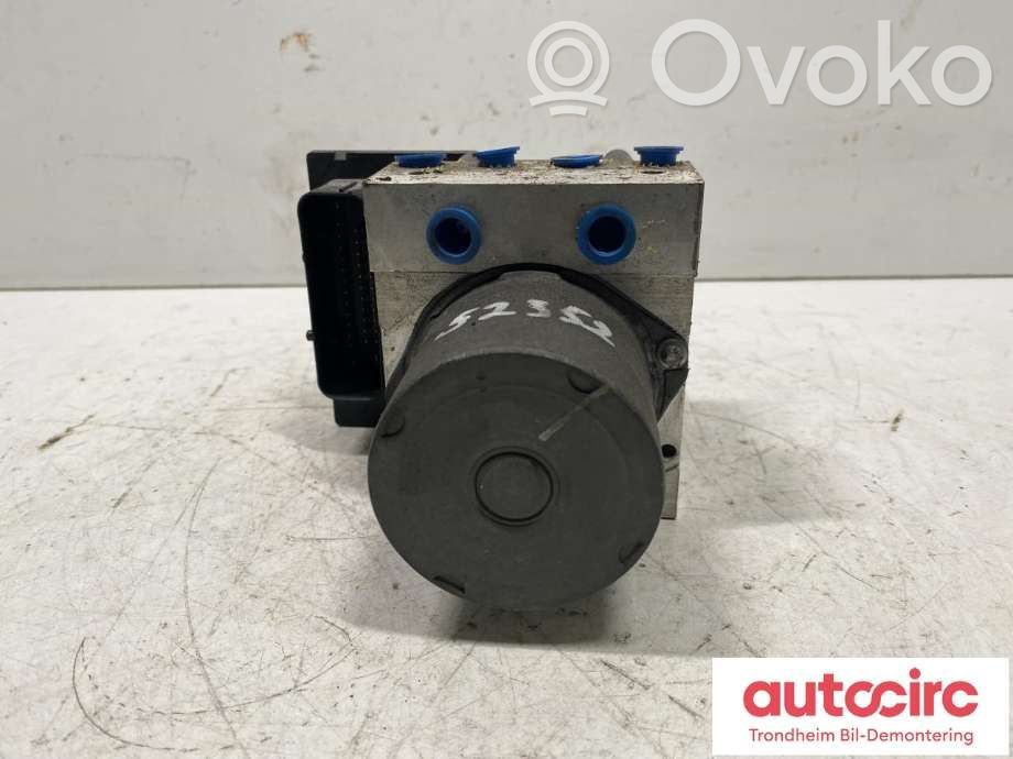 BMW 5 E60 E61 ABS bloks 
