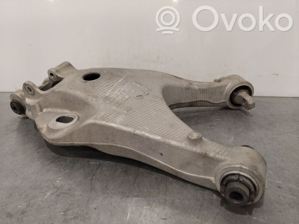 Volvo S90, V90 Рычаг 