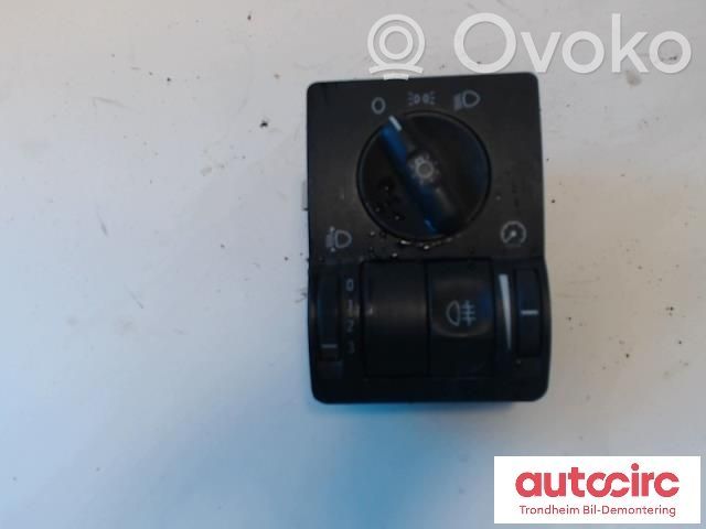 Opel Combo C Lukturu slēdzis 