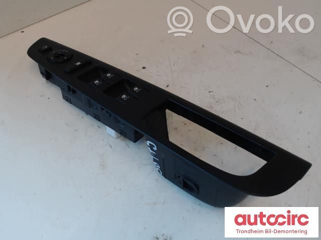 KIA Ceed Electric window control switch 
