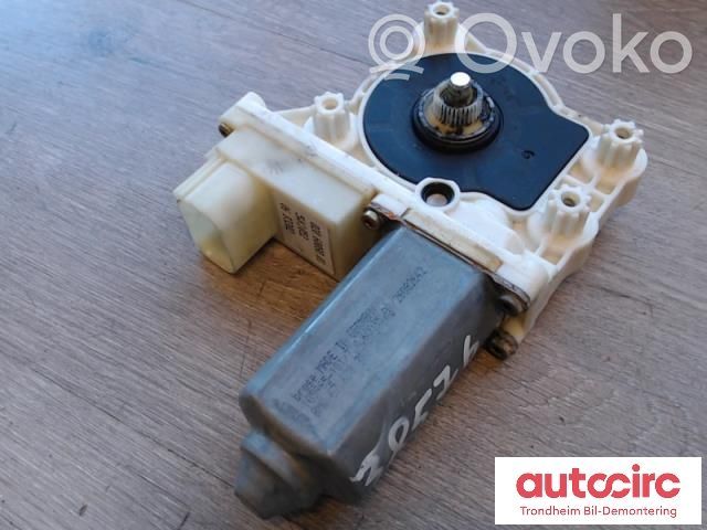 BMW 7 E65 E66 Front door window regulator motor 