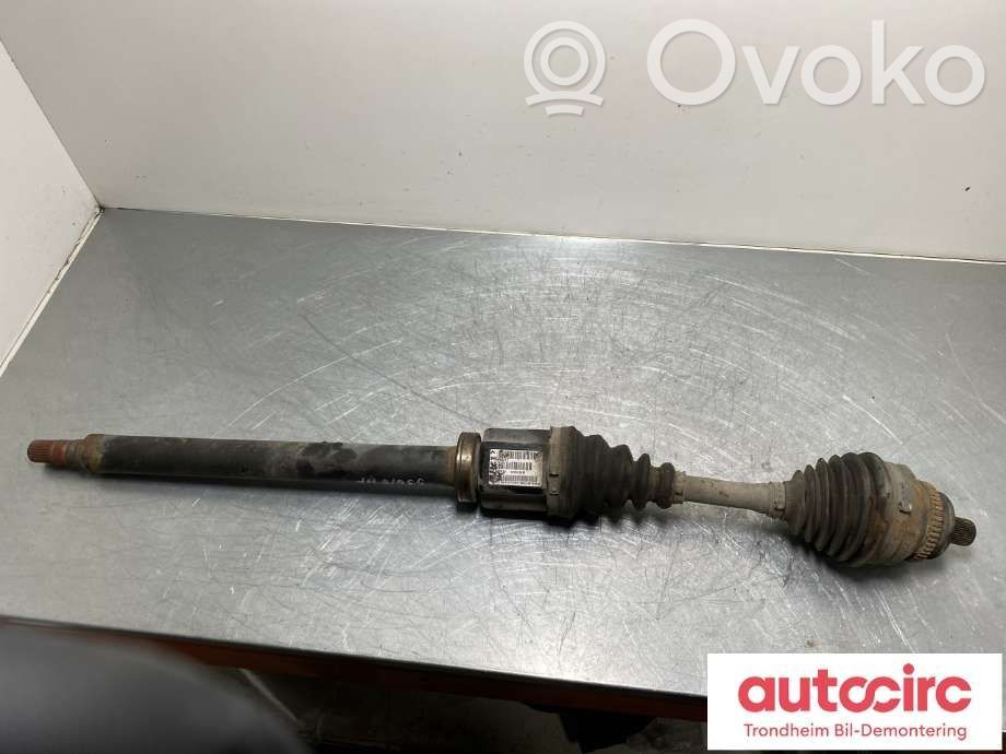 Volvo S60 Priekinis pusašis 