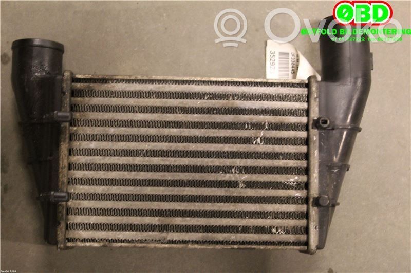 Audi A6 S6 C5 4B Chłodnica powietrza doładowującego / Intercooler 