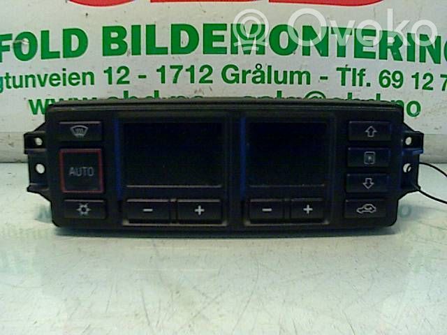 Audi A4 S4 B5 8D Console centrale, commande chauffage/clim 