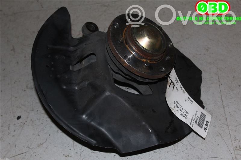 Front wheel hub spindle knuckle