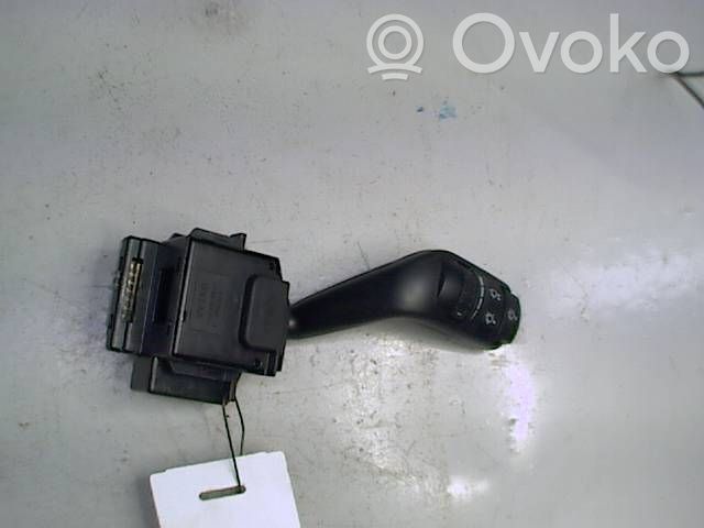 Ford Transit Pyyhkijän vipu 