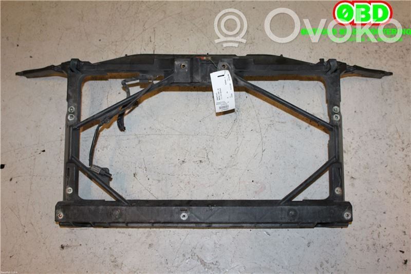 Mazda 6 Radiatoru panelis 