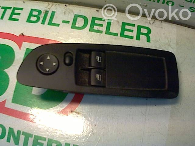 BMW 1 E81 E87 Electric window control switch 