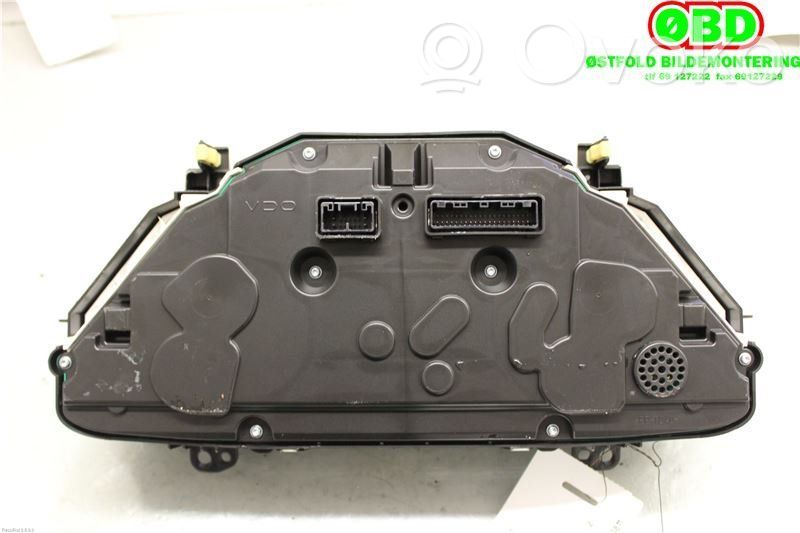 Toyota Auris E180 Nopeusmittari (mittaristo) 