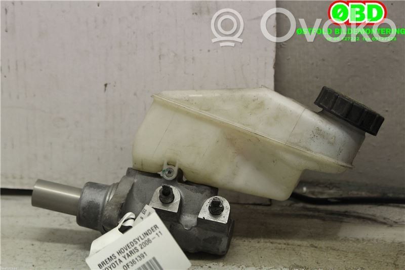 Toyota Yaris Główny cylinder hamulca 