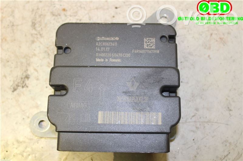 Renault Captur Airbag control unit/module 