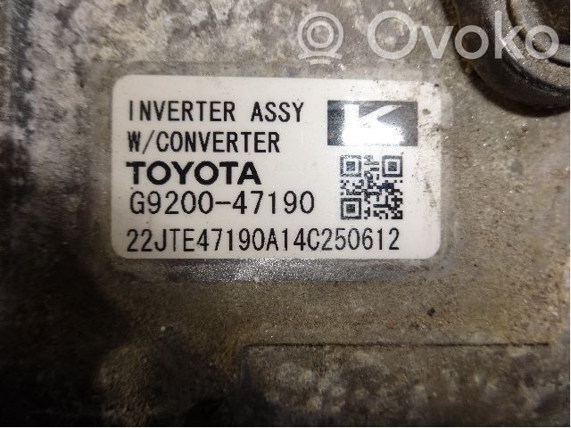 Toyota Prius (XW30) Inversor/convertidor de voltaje 