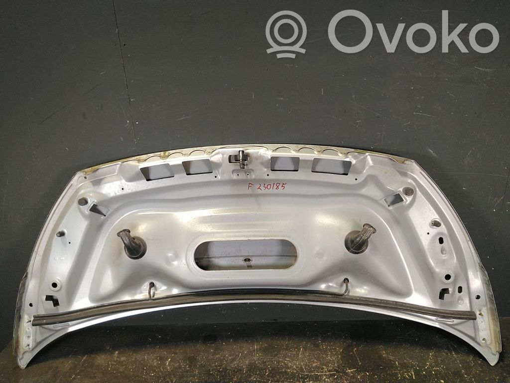 Toyota Proace Konepelti 