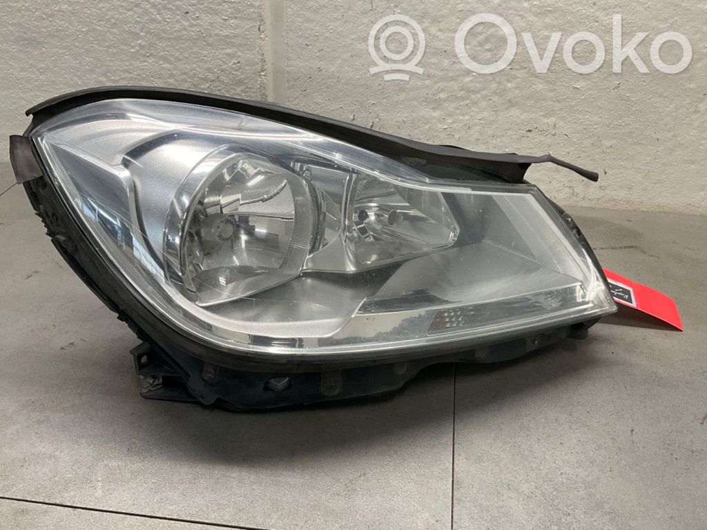 Mercedes-Benz C W204 Faro/fanale
