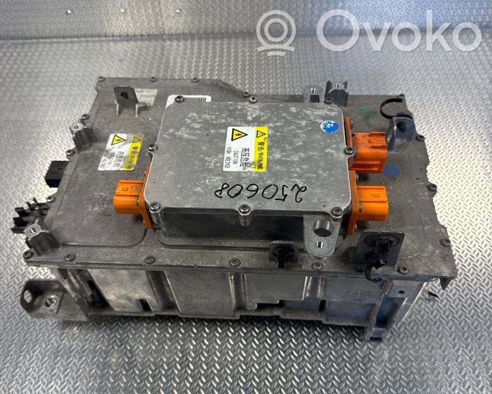 Peugeot 2008 II Caricabatteria (opzionale) 