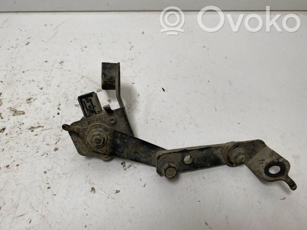 Subaru Legacy Czujnik poziomu zawieszenia pneumatycznego osi przedniej 