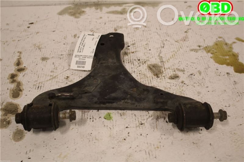 Mercedes-Benz Vito Viano W639 Triangle bras de suspension inférieur avant