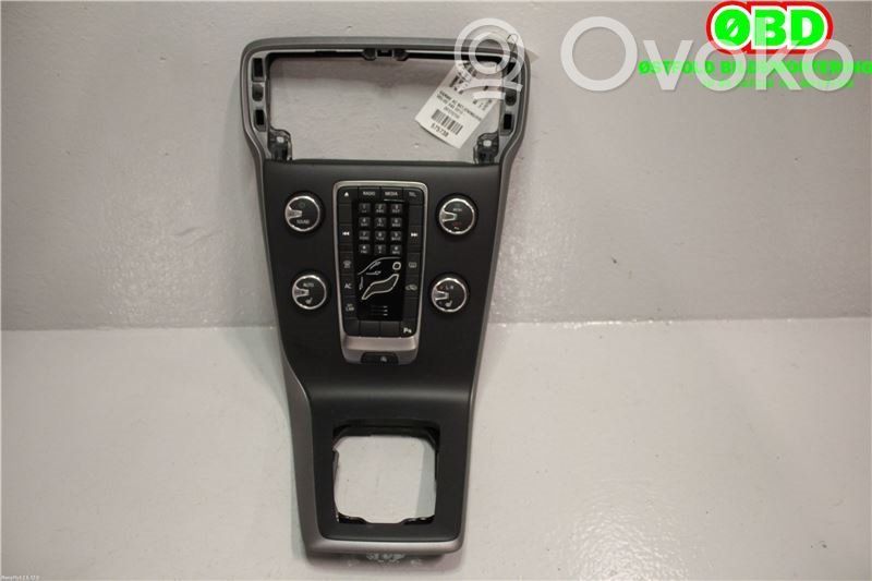 Console centrale, commande chauffage/clim   31346948,31346948