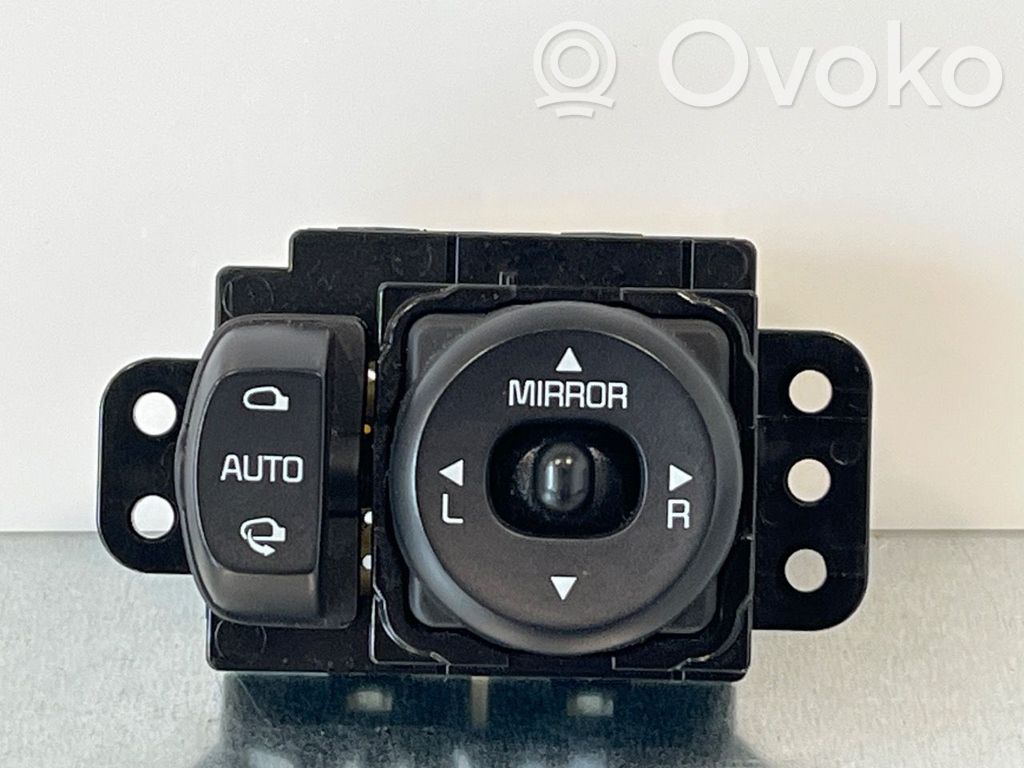Interruptor del espejo lateral   93530A2050WK,93530A2050WK,93530A2050,93530A2050,93530A2050WK