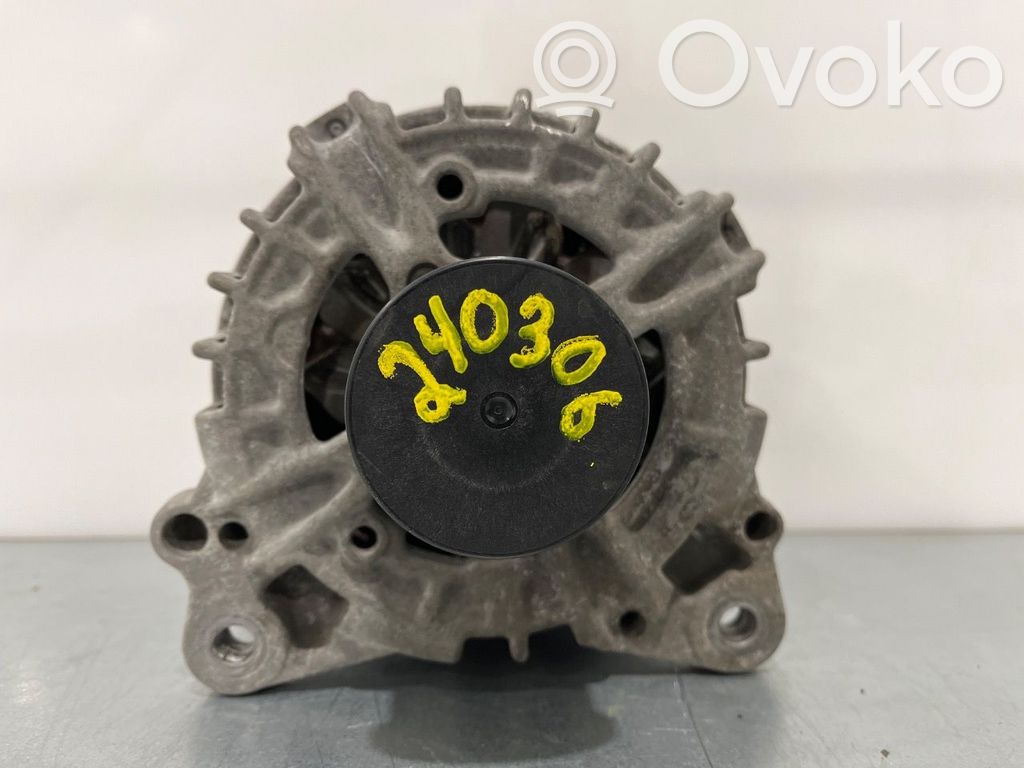 Audi A4 S4 B8 8K Ģenerators 