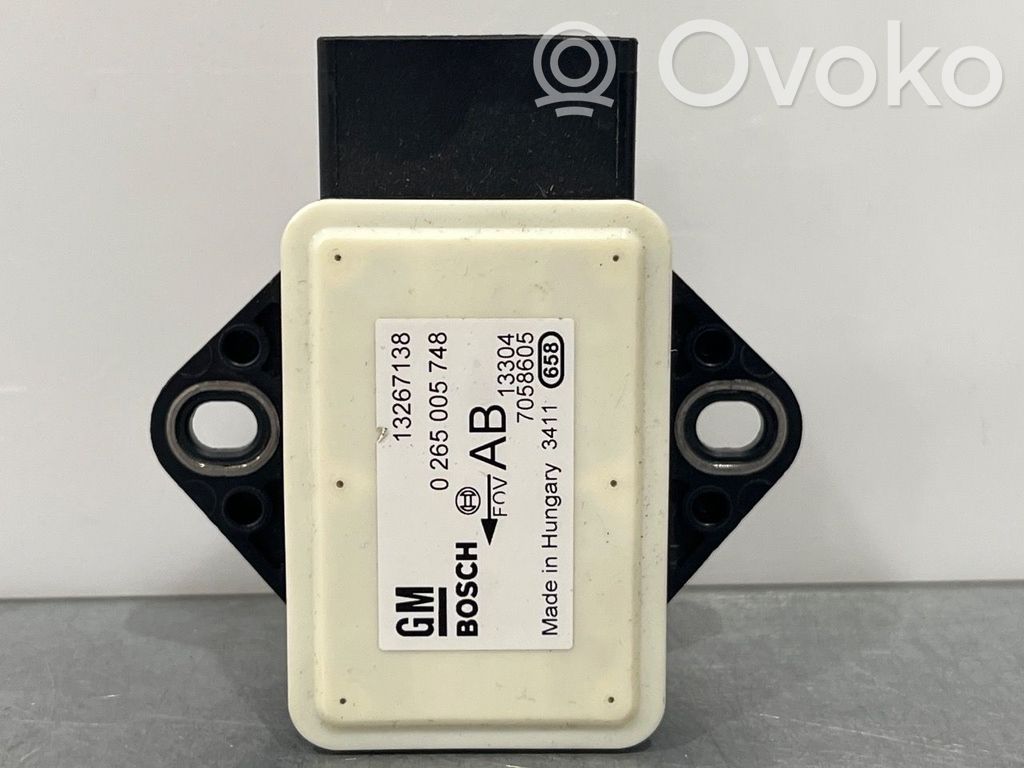 Opel Corsa D Senzor 