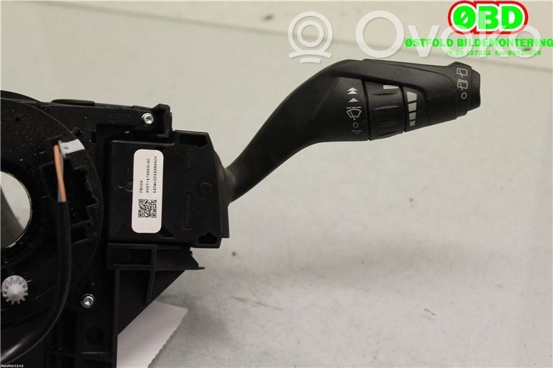 Ford Focus Interruptor de control multifunción 