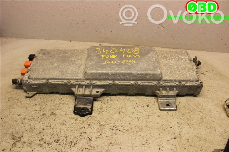 Pakrovėjas akumuliatorius (papildomas)   2014059,CM5810B689AE,CM5810B689AE,2014059,CM5810B689AE