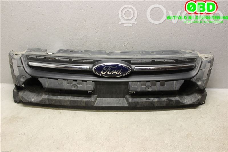 Ford Kuga II Rejilla delantera 