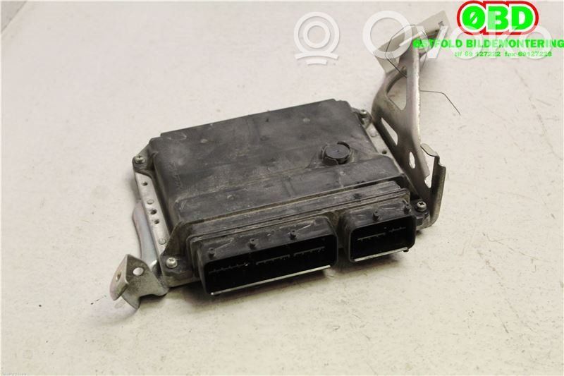 Toyota Avensis T270 Unidad de control/módulo ECU del motor 