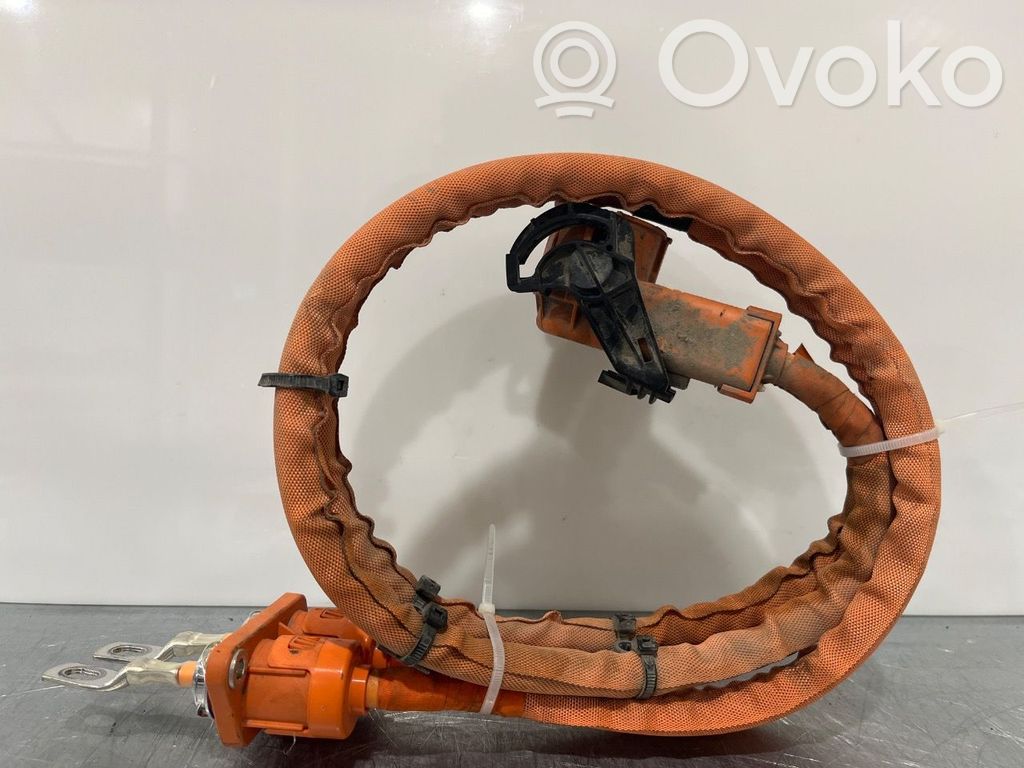 Volkswagen e-Golf High voltage cable