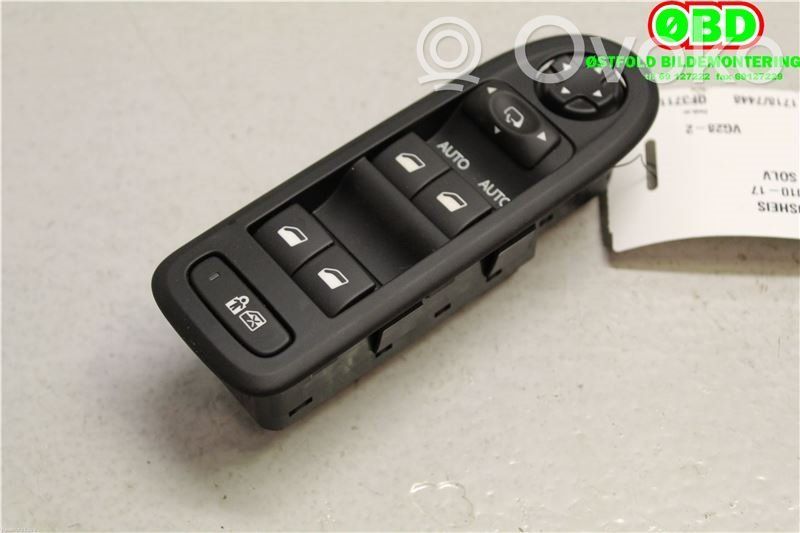 Citroen C3 Electric window control switch 
