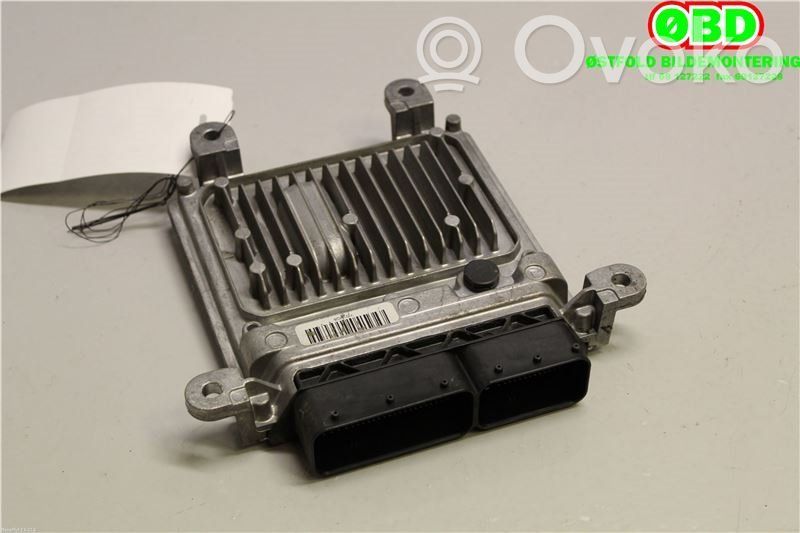 Mercedes-Benz C W204 Unité de commande, module ECU de moteur