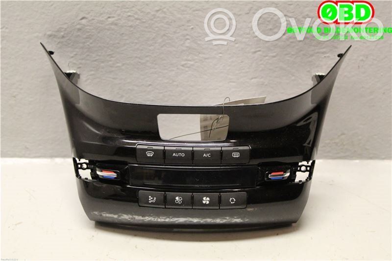 Peugeot 208 I Console centrale, commande chauffage/clim 