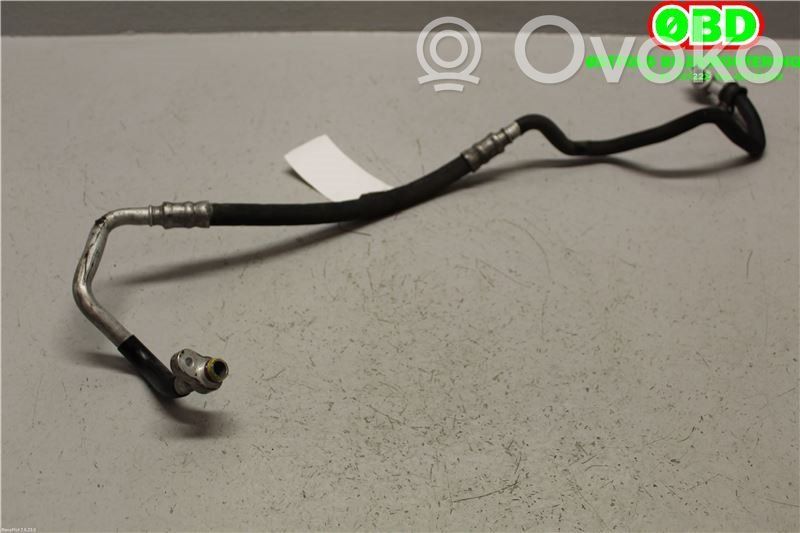 Audi A8 S8 D3 4E Ilmastointilaitteen putki (A/C) 