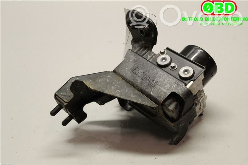 Opel Astra J Bomba de ABS 
