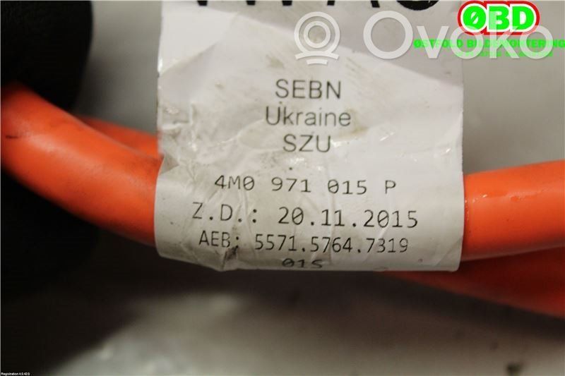 Audi Q7 4M Kabel wysokiego napięcia 