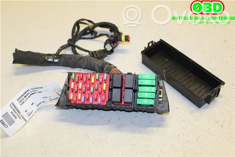 Fuse box set